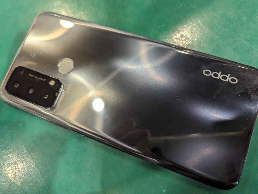 OPPO Reno5A (オッポ)のバッテリー持ちが悪い！そんな方は当店にご相談下さいませ！！【スマホ修理工房ペリエ千葉店】