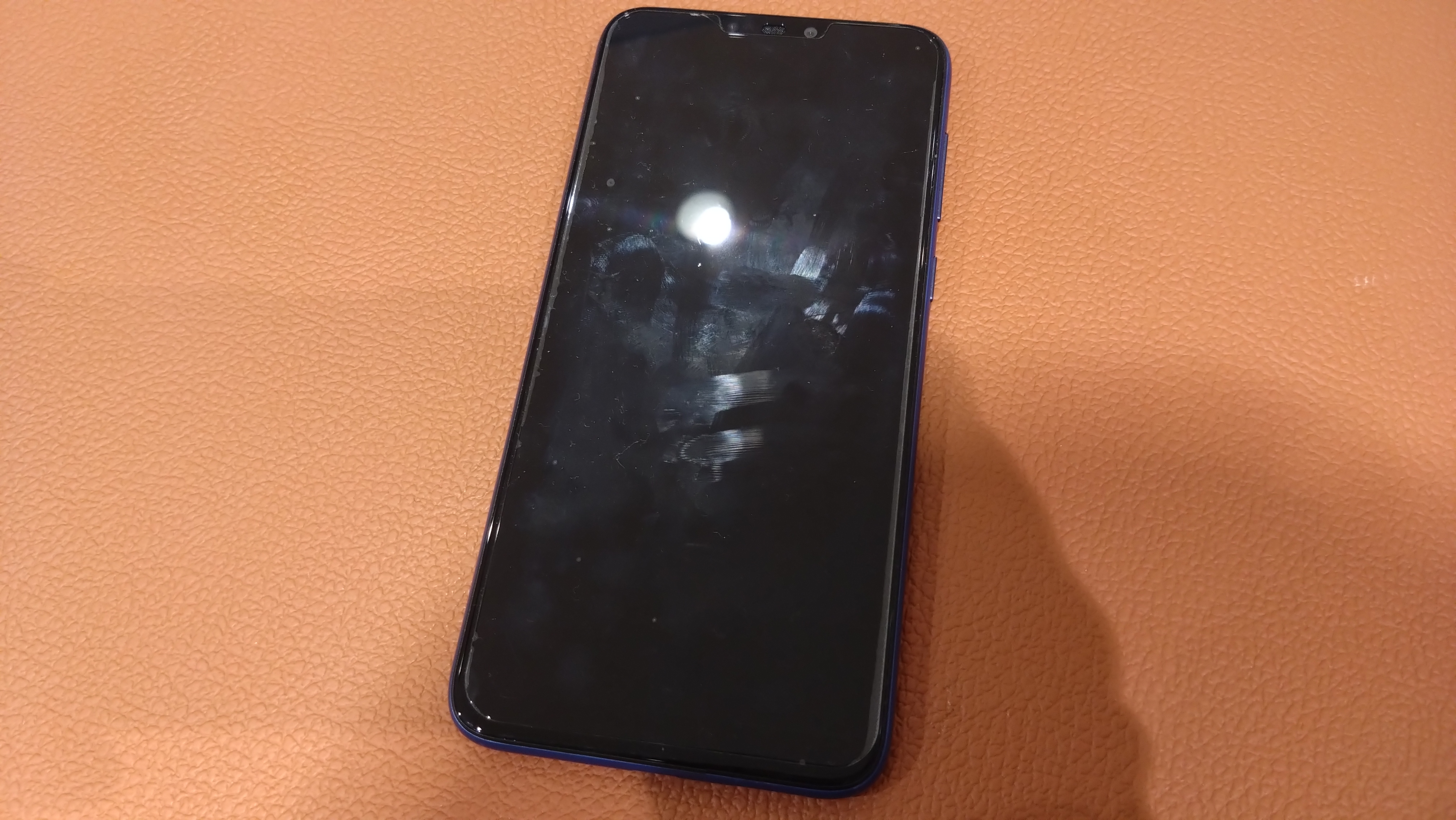電源がつかなくなってしまったZenFone MAX M2（ゼンフォンマックスエムツー）バッテリー交換を行いました!