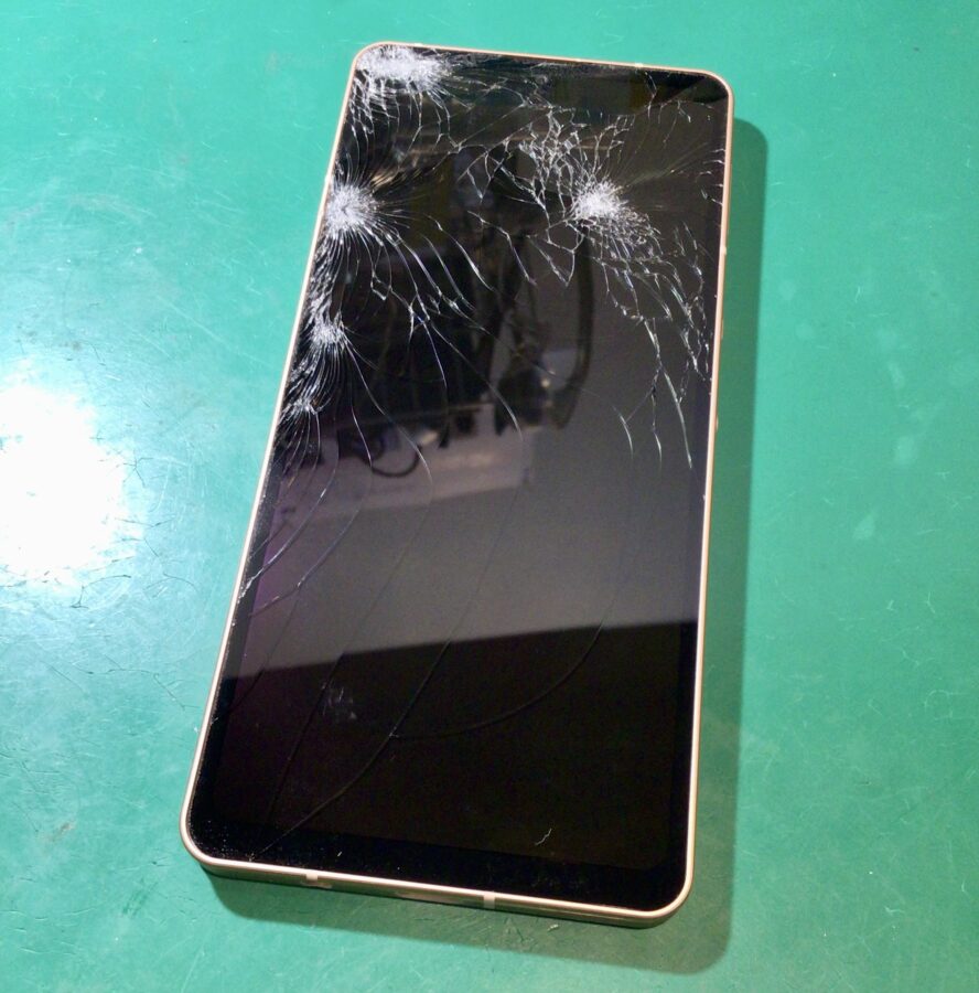 AQUOS sense6 画面割れ【スマホ修理工房 東松山店】 【修理日記