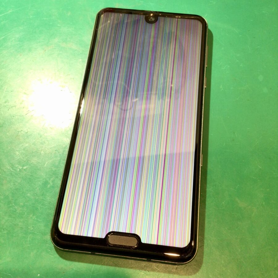 AQUOS R3　画面表示不良【スマホ修理工房 東松山店】