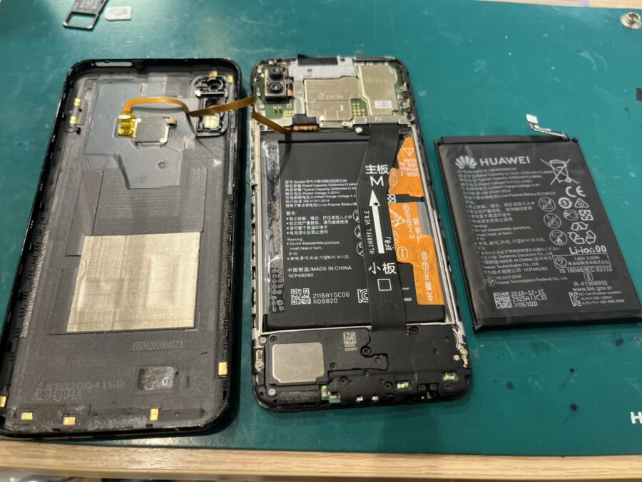 HUAWEI Nova lite3(ファーウェイ)のバッテリー交換もまだまだ対応可能です♬【スマホ修理工房新宿PePe店】へどう