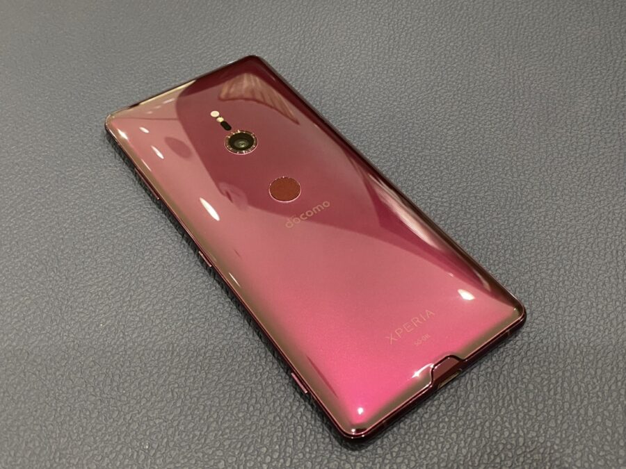 電池の減りが早いXperiaXZ3(エクスペリアエックスゼットスリー)バッテリーの交換を行いました。