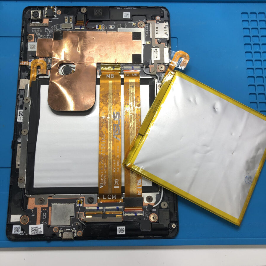 ASUS ZenPad3 8.0（ゼンパッド/Z581KL）をお持ち込み頂きました。【スマホ修理工房池袋P’パルコ店】