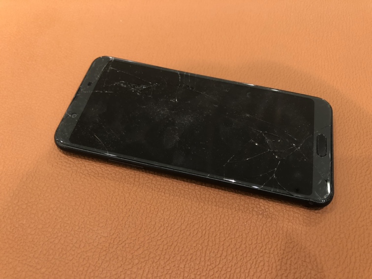 画面が割れてしまい液晶も表示されないAQUOSsense3plus画面交換修理を行いました!【スマホ修理工房仙台パルコ2店】