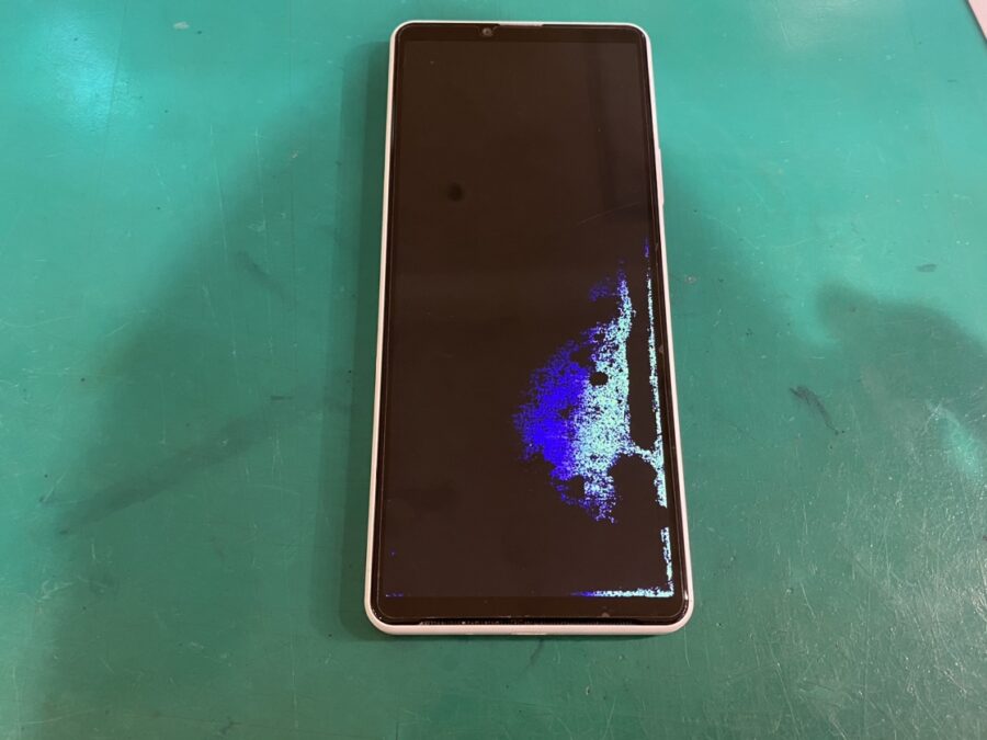 Xperia 10Ⅳ（エクスペリア）の画面交換が60分！？最短返却なら【スマホ修理工房新宿PePe店】へ！