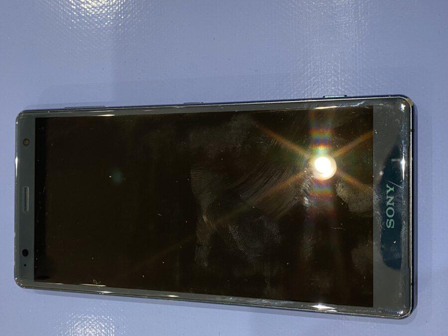 XperiaXZ2(エクスペリアエックスゼットツー)バッテリー交換を行いました!【スマホ修理工房　仙台PARCO2店】