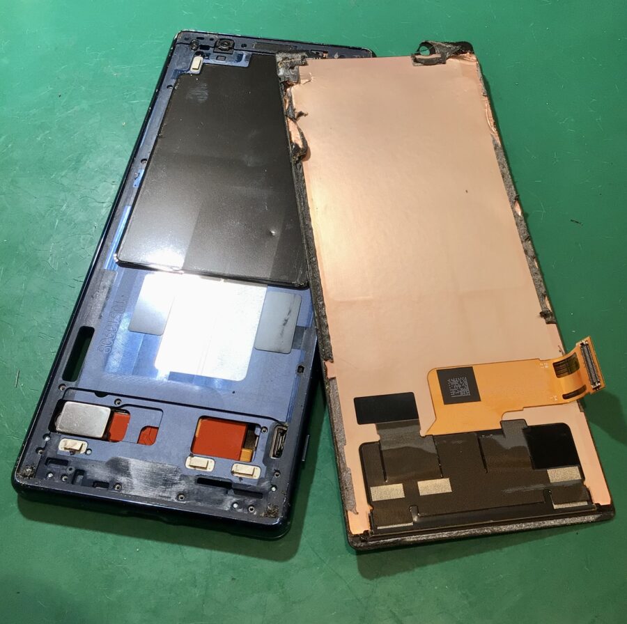 Xperia 5　画面割れ/表示不可【スマホ修理工房 東松山店】