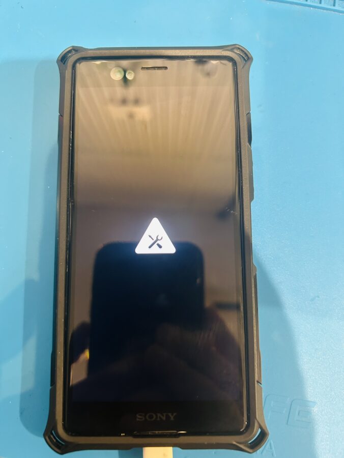 Xperia Aceのロゴループはバッテリー交換で解決！Android端末のトラブルはスマホ修理工房渋谷店へ！