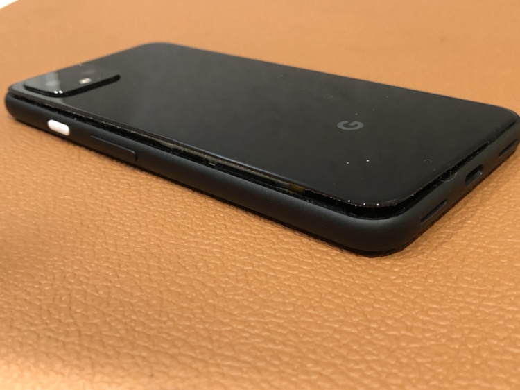 バッテリーの膨張したGooglPixel4(ピクセル)修理を行いました！【スマホ修理工房　仙台PARCO2店】