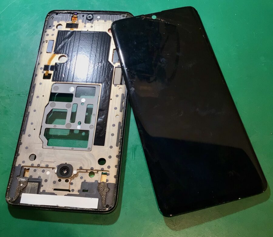 AQUOS zero2　タッチ不可【スマホ修理工房 東松山店】
