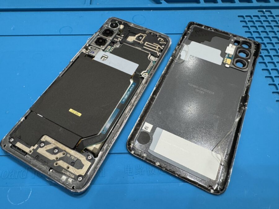 Samsung Galaxy S20 5G（ギャラクシー/SC-51A/SM-G981D/SCG01/SM-G981J）のバッテ