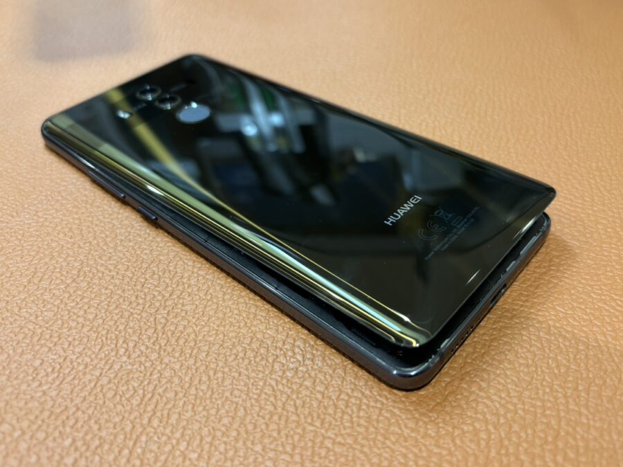 Huawei Mate 10 Pro（ファーウェイ メイト テン プロ）のバッテリー交換修理を行いました！