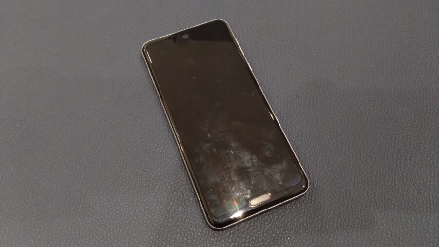 バッテリーがすぐなくなってしまうAQUOSR（アクオスアール）の修理を行いました。【スマホ修理工房　仙台PARCO2店】