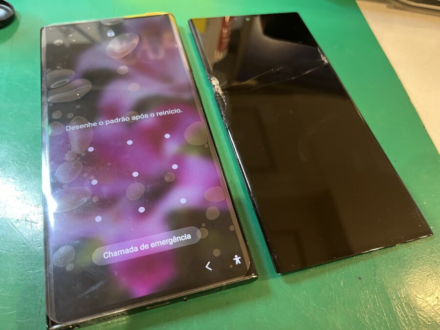 Galaxy S23Ultra(ギャラクシー)の画面割れ修理、料金は正規非正規で違いは？【スマホ修理工房新宿PePe店】