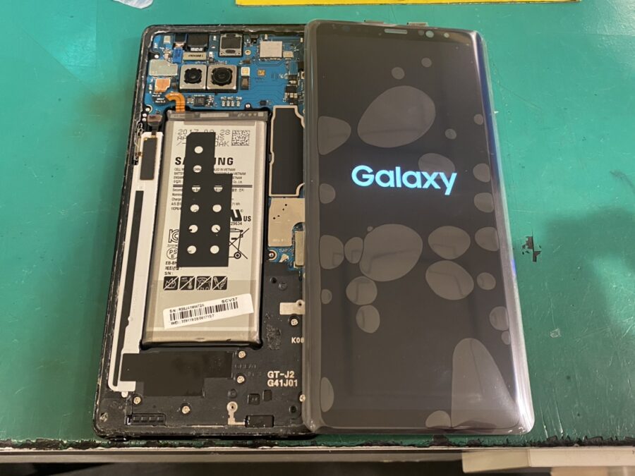 Galaxy note8の画面割れ修理！【スマホ修理工房新宿PePe店】ならGalaxyの画面交換もデータそのままで即日対応✨