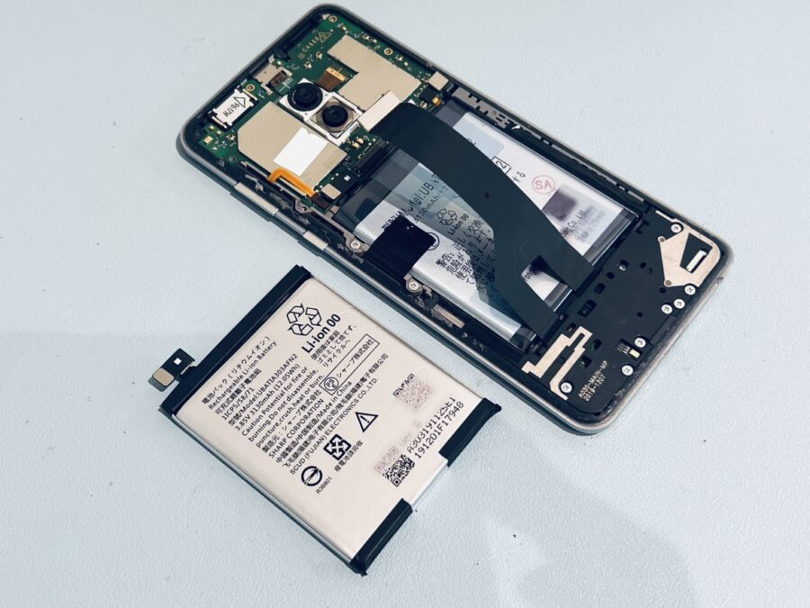 SHARP AQUOS zero2(シャープアクオス)のバッテリー交換修理を行いました！