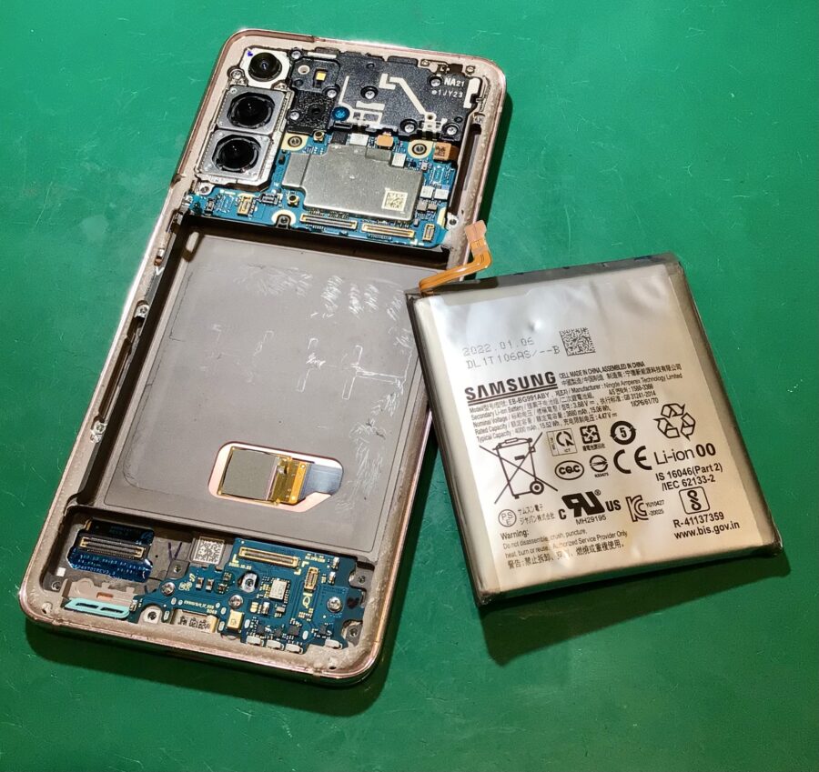 Galaxy S21 5G　バッテリー膨張【スマホ修理工房 東松山店】
