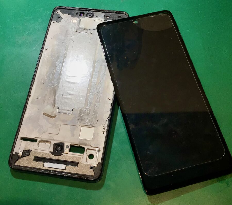 Galaxy A52 5G　画面表示不可【スマホ修理工房 東松山店】