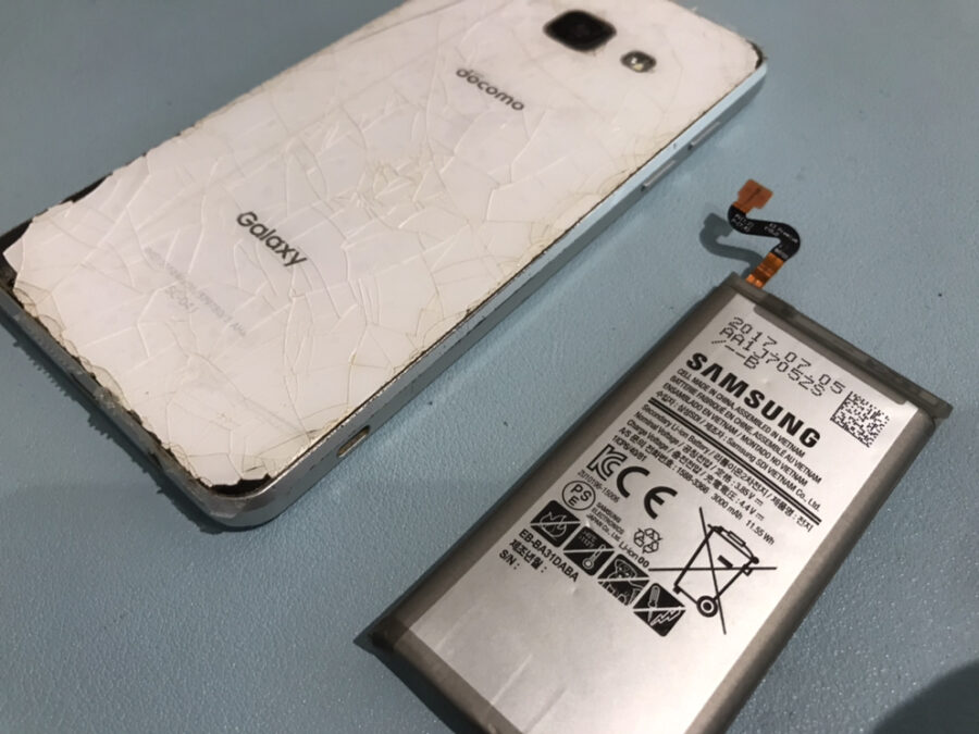 Samsung Galaxy Feel(ギャラクシー)のバッテリー交換修理を行いました！