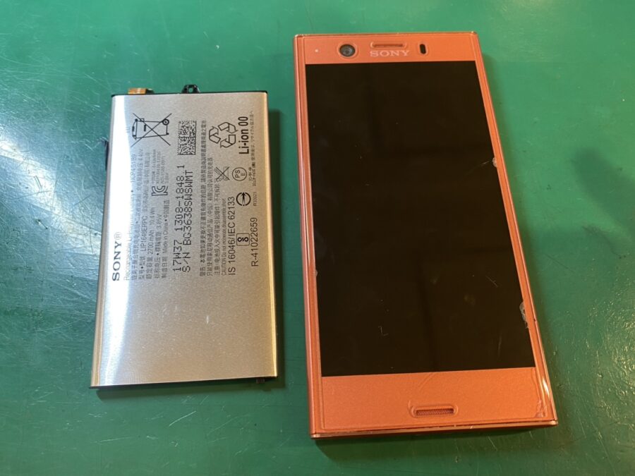 古くても大丈夫！Xperia XZ1 compact（エクスペリア）の修理なら【スマホ修理工房新宿PePe店】にお任せ！