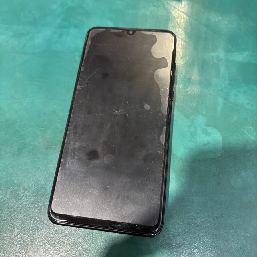 Huawei P30 lite(ファーウェイ) 画面が割れた！お任せください！【スマホ修理工房ココリア多摩センター店】