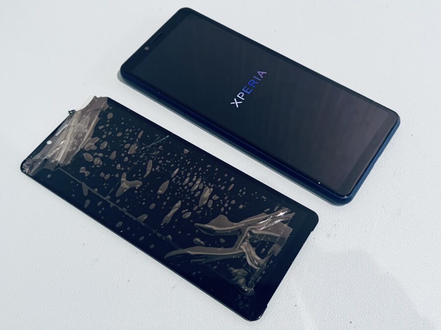 画面が割れてタッチが効かなくなってしまった！SONY Xperia10Ⅱ（エクスペリア）の画面交換修理を行いました！