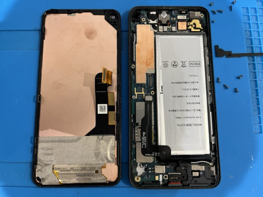 Google Pixel 5a（グーグルピクセル5エー）のバッテリー交換修理ならデータそのまま、即日修理のスマホ修理工房渋谷店へ