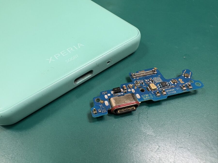 Xperia10Ⅳ（エクスペリア）充電ができない！そんな時はご相談下さい！！【スマホ修理工房ココリア多摩センター店】