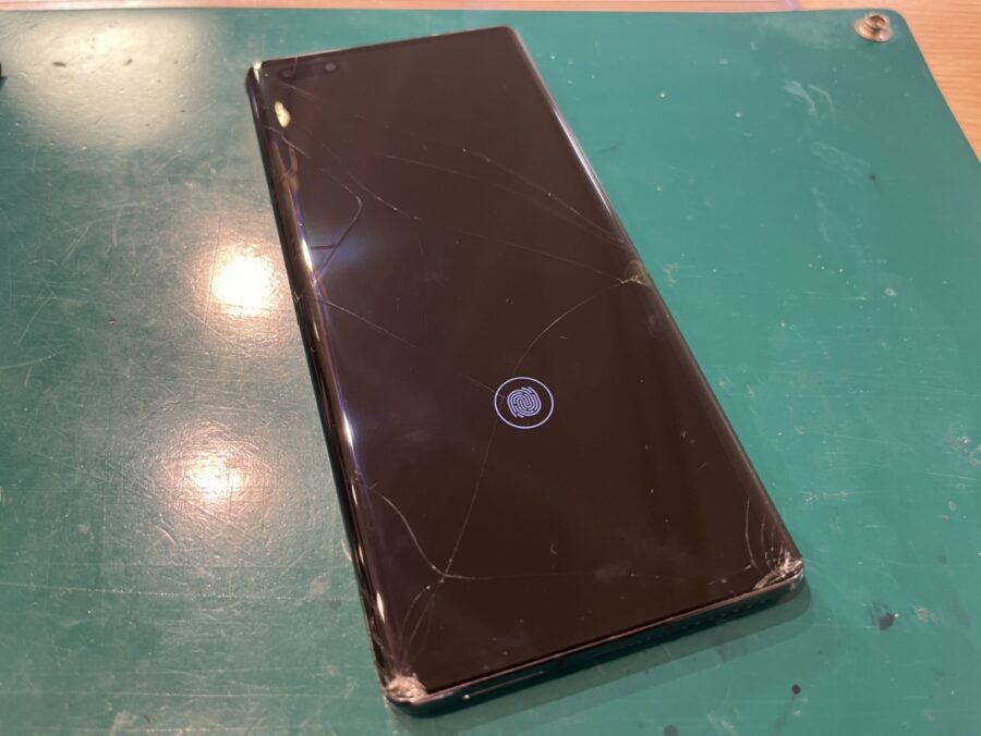 日本未発売のHuawei Mate40Pro（ファーウェイ）は修理可能？【スマホ修理工房新宿PePe店】でいけます‼