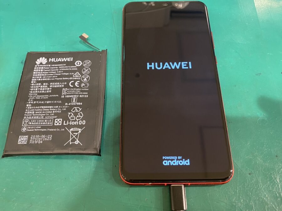バッテリー膨張も解放！HUAWEI nova3 (ファーウェイ）の即日バッテリー交換なら【スマホ修理工房新宿PePe店】✨