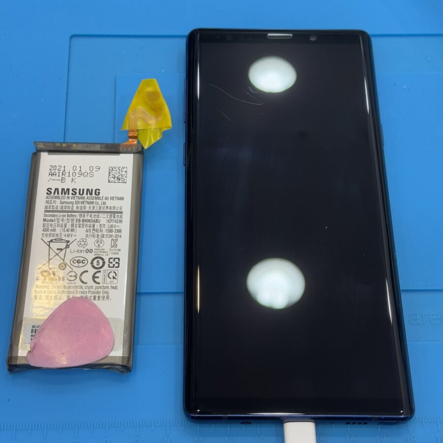 【バッテリー交換修理】藤沢市からお越しのお客様より、GalaxyNote9(ギャラクシーノートナイン)をお持ち込みいただきました