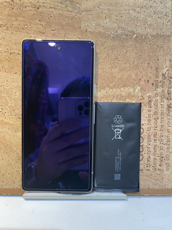Google Pixel 7a（グーグルピクセル7a)のバッテリー交換なら修理が可能