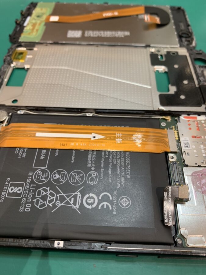 春日部市からご来店。Androidのバッテリー膨張も修理対応  【スマホ修理工房イオンせんげん台店】