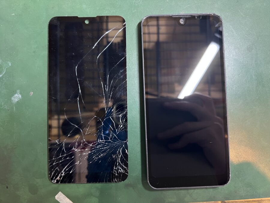 AQUOS wishを落としてしまって画面が割れてしまったとのことでご相談いただきました！