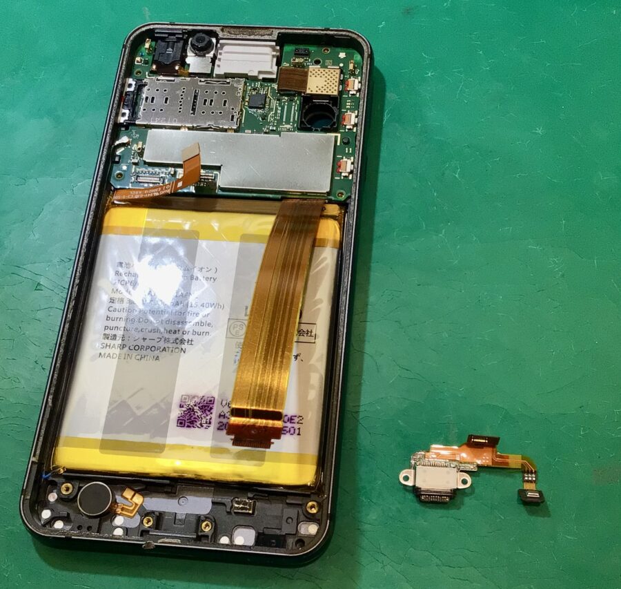 AQUOS sense3 lite　充電不可のため起動不可【スマホ修理工房 東松山店】