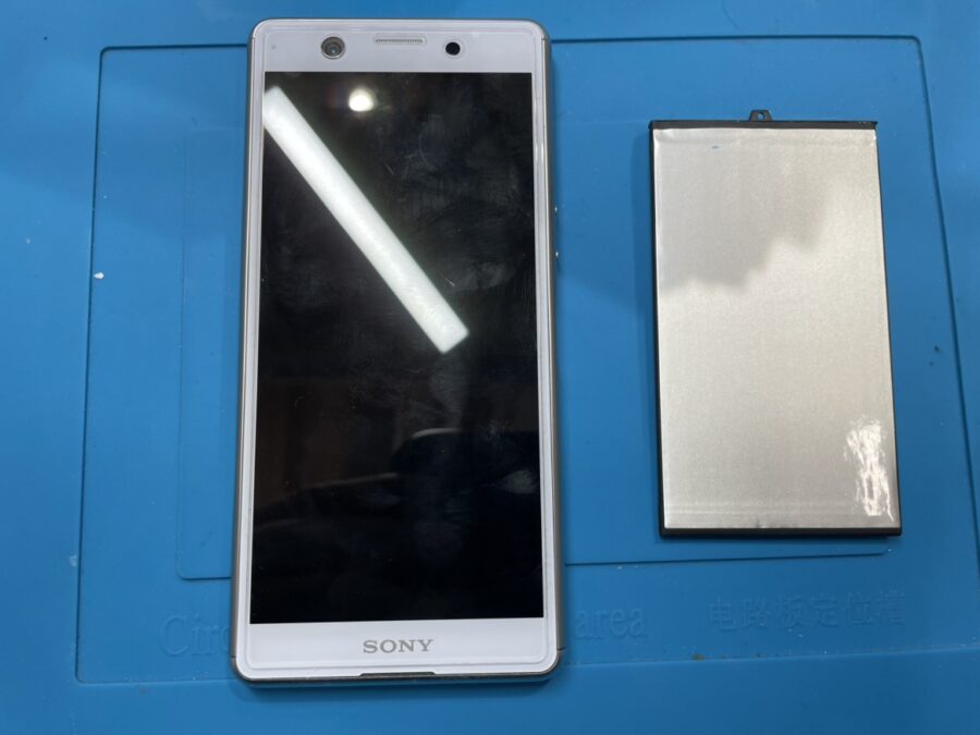 Xperia Ace（エクスペリア/SO-02L）のバッテリー交換は、「スマホ修理工房　池袋P'パルコ本店」にお任せください！【