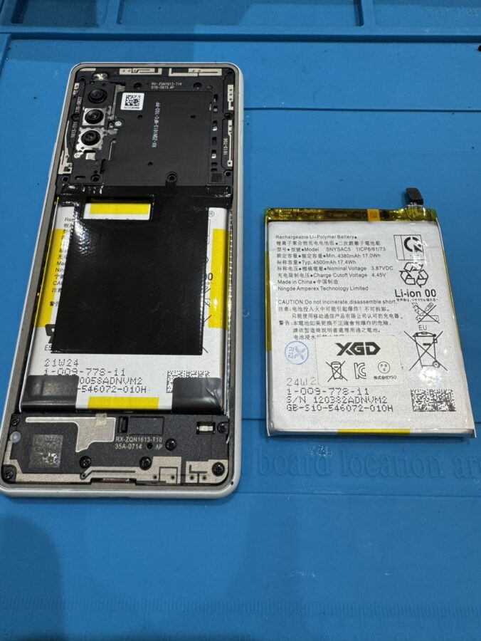 バッテリーの減りが早いXperia 10Ⅲは最短即日でバッテリー交換させていただきます！【スマホ修理工房 池袋P'パルコ本店】