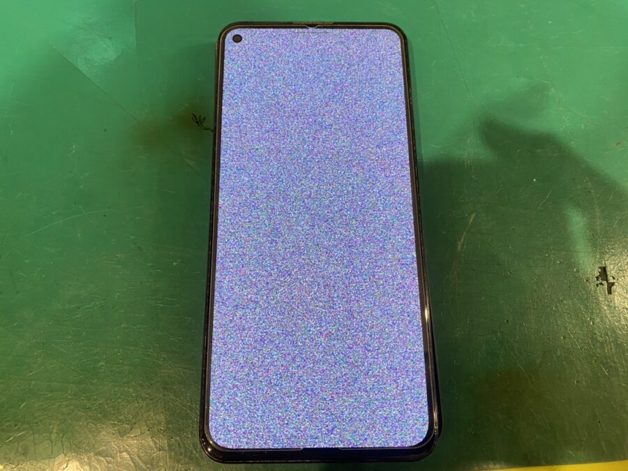画面にノイズ！？Google（グーグル）Pixel5aの画面交換作業のご紹介です！【スマホ修理工房新宿PePe店】