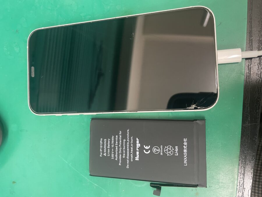 台東区からお越しの　故障状態/修理内容　iPhone(アイフォン)12の修理をしました！【スマホ修理工房　上野店】