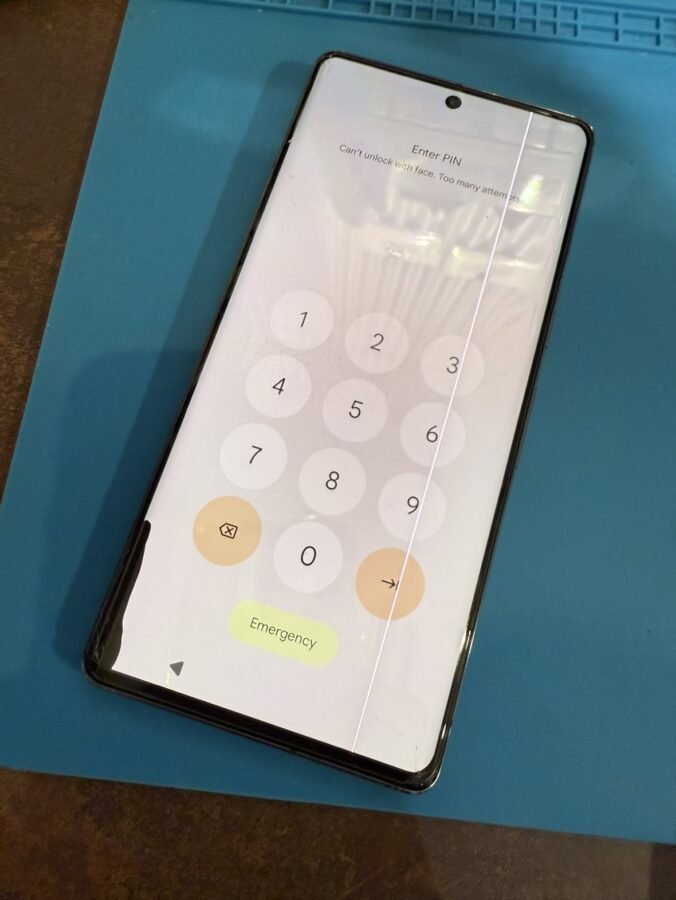 Google Pixel 7 Proの液晶が壊れてしまった！画面交換修理ならデータそのまま、「スマホ修理工房渋谷」へ！