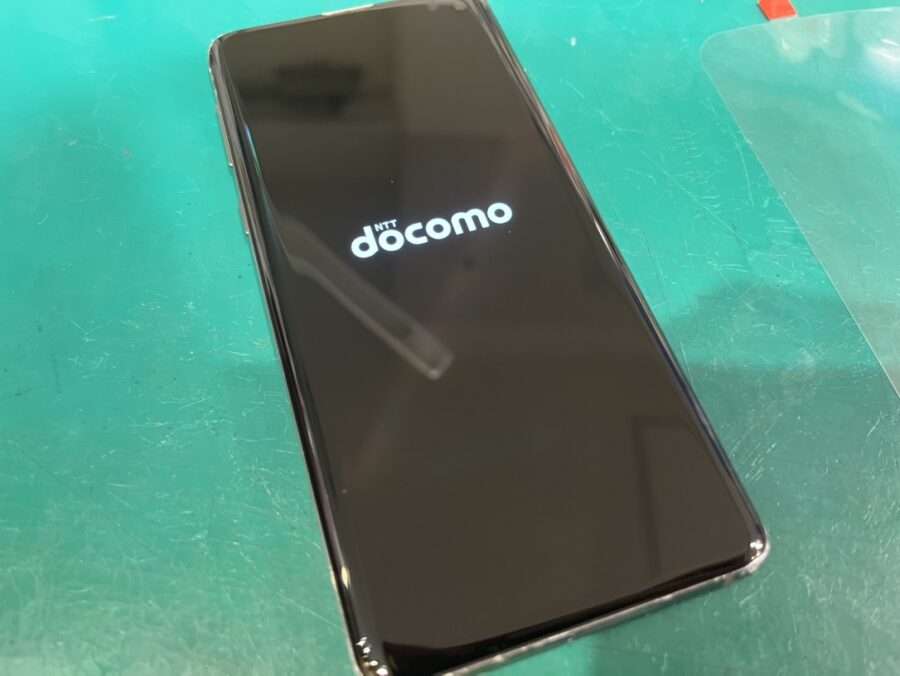 雨に降られてから画面が...😢Samsung Galaxy S10(ギャラクシー)の画面交換修理で復旧するかもしれません！【スマ
