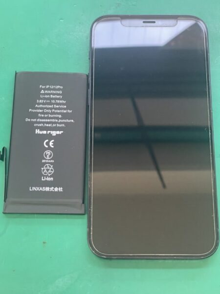 川口市からお越しの　故障状態/修理内容　iPhone(アイフォン)12の修理をしました！【スマホ修理工房　上野店】
