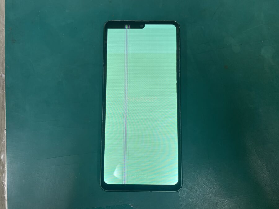 江東区大島・亀戸のスマホ修理屋！AQUOS Sense7（アクオス）画面が壊れて操作できない。