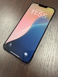 仕事帰りに即日修理！割れたiPhone13ProMaxが30分で新品同様に