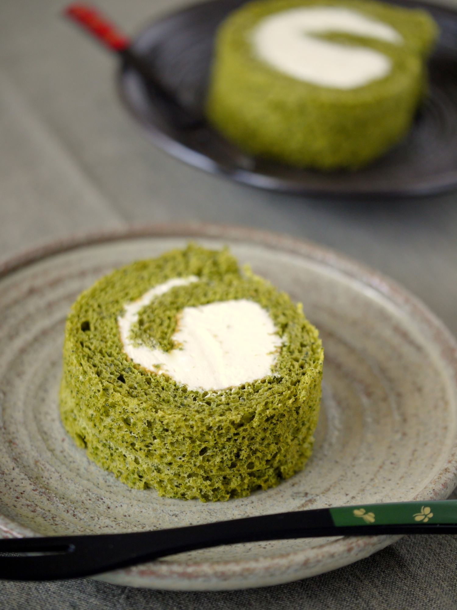 Bánh bông lan cuộn matcha đã trở thành món tráng miệng mình thích nhất