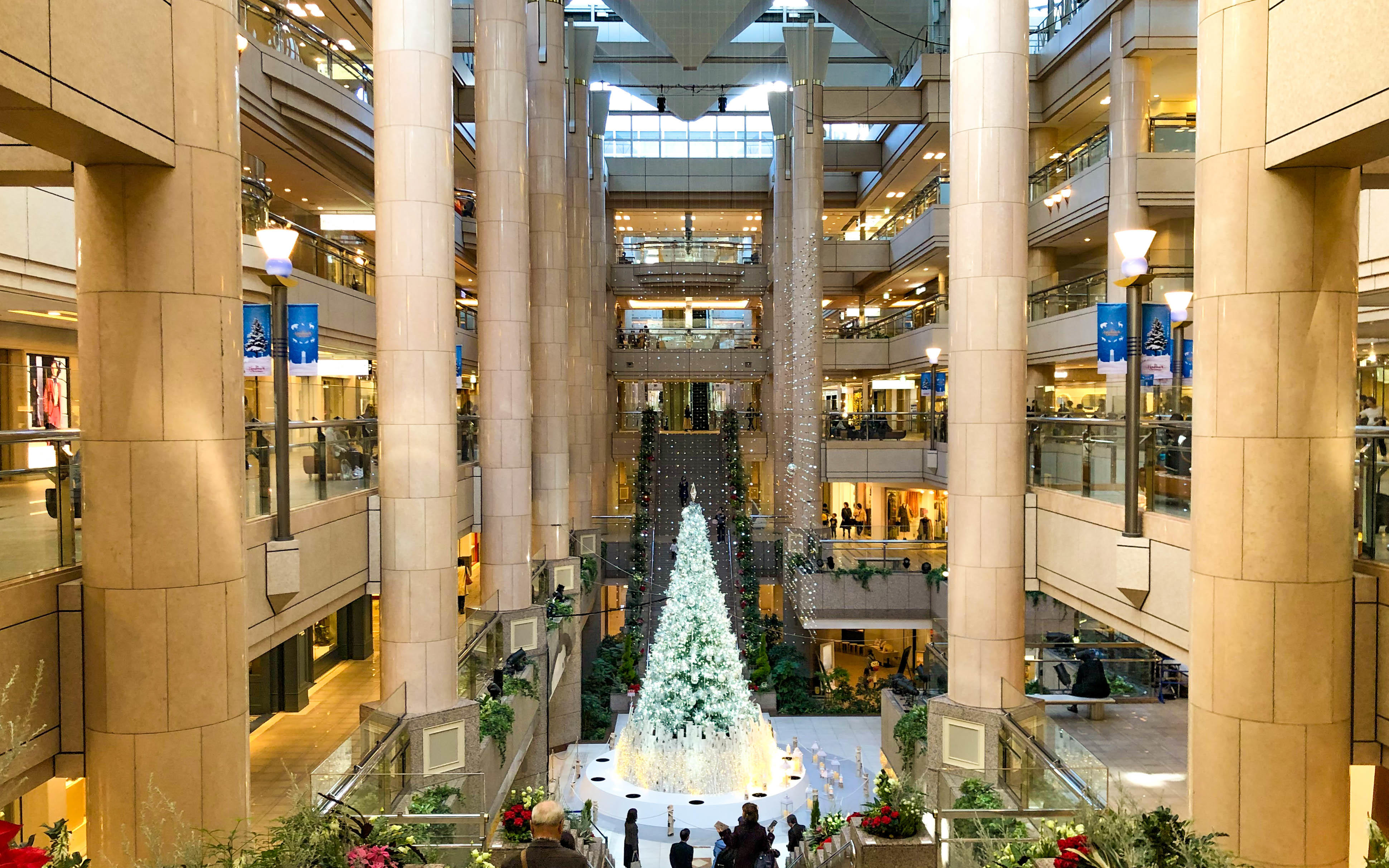 Christmas decoration in Landmark Tower