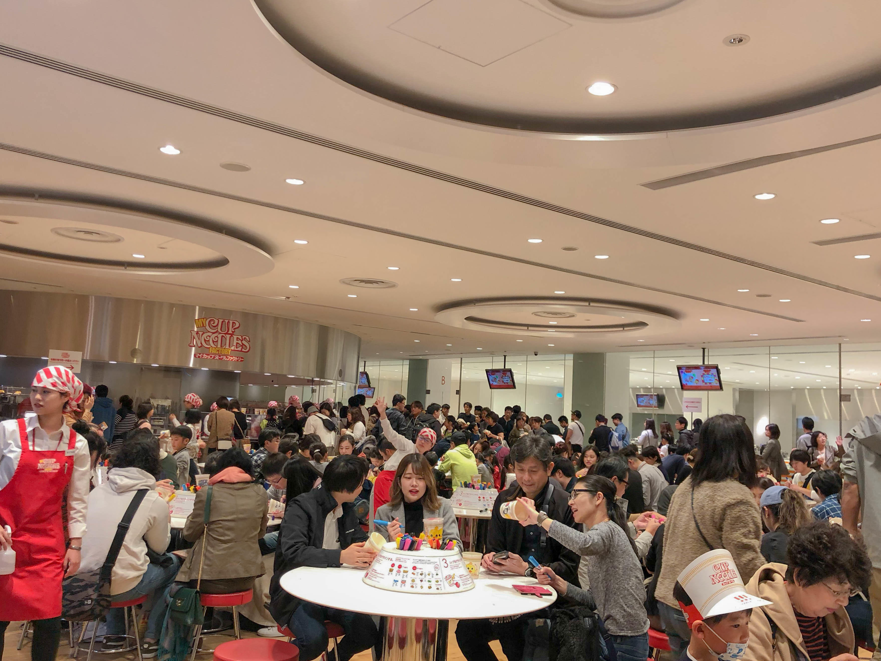 Visitors personally design a cup of noodles