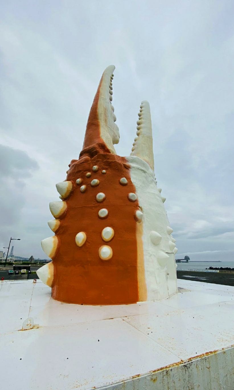 The symbolic structure of Monbetsu