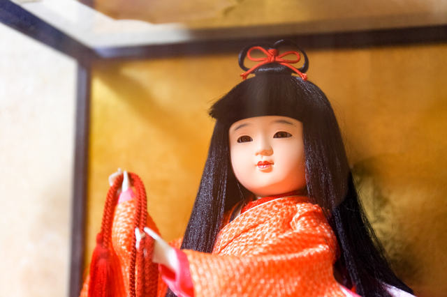 Búp bê Ichimatsu: Đáng yêu hay Đáng sợ?