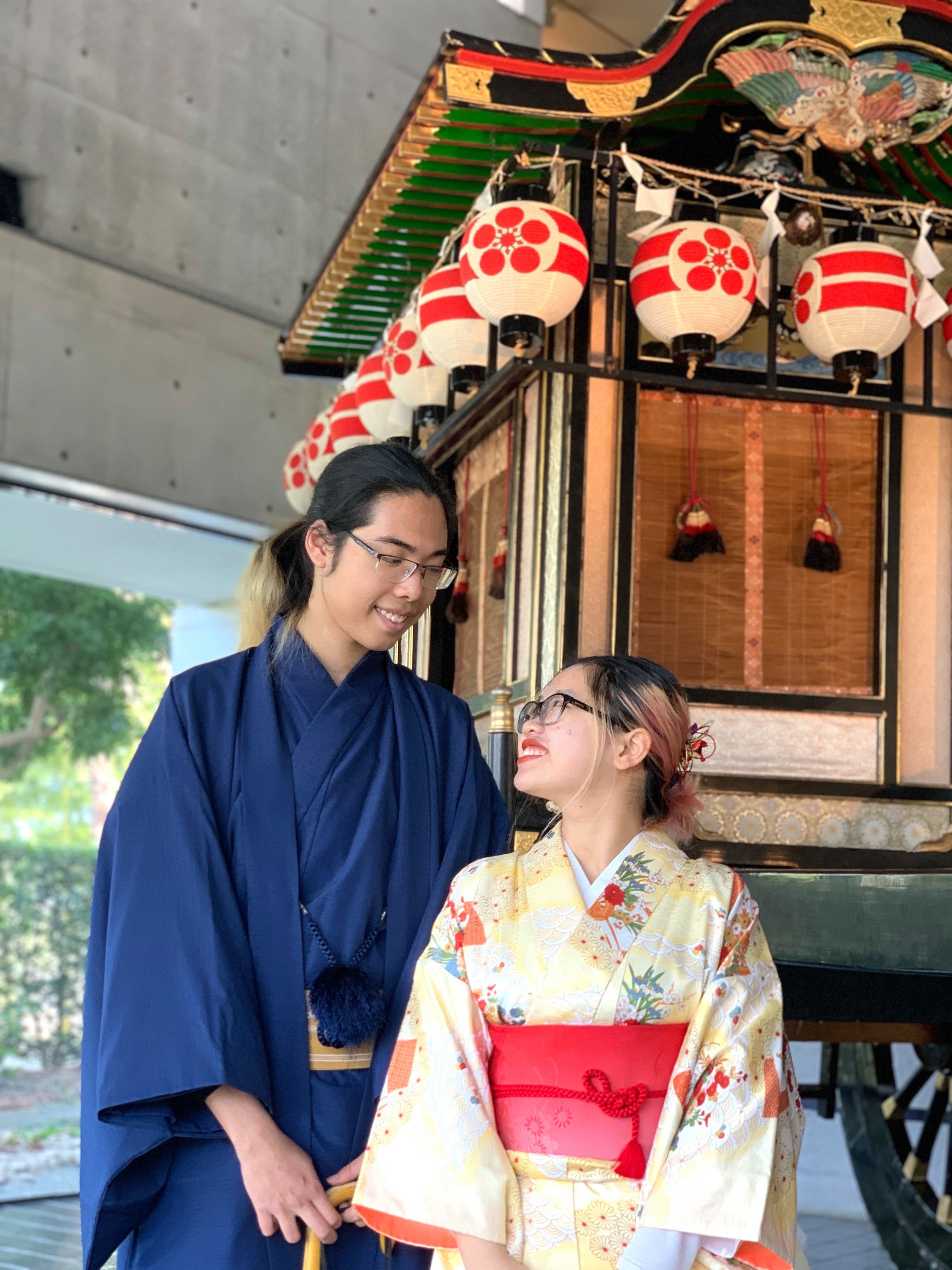 Ảnh tớ chụp ở bảo tàng Kitsuki. Bác tại bảo tàng rất đáng yêu, nhiệt tình kể chuyện, cố gắng nói tiếng Anh những phần khó hiểu, để ý hỏi xem chúng tớ có muốn chụp ảnh lại không, có gì muốn biết thêm không